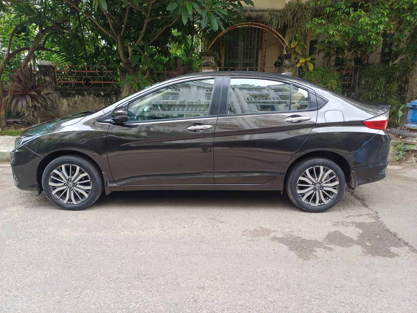 2019 Honda City ZX CVT Colour Golden Brown Metallic Driven 52278 kms